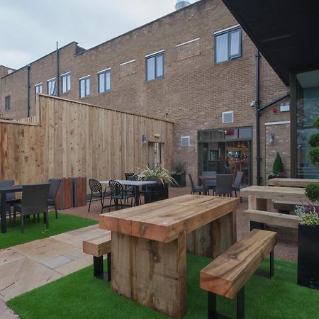 The Saxon Crown Wetherspoon Corby Exterior foto